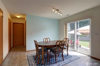 29704 SE 217th Pl SE, Kent, WA 98042 - Photo 6