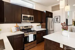 3832 S Edmunds Street Ct, Seattle, WA 98118 - Photo 8