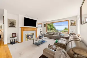 11002 Moller Dr NW, Gig Harbor, WA 98332 - Photo 10