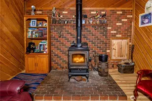 332 Whiskey Creek Beach Rd, Port Angeles, WA 98363 - Photo 8