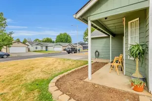 2520 NW 3rd Way, Battle Ground, WA 98604 - Photo 4