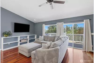 511 13th Avenue, Milton, WA 98354 - Photo 12