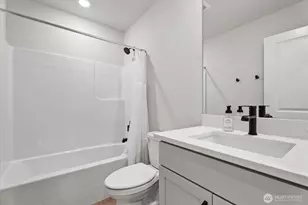 14704 Meridian Ave N, Shoreline, WA 98133 - Photo 24