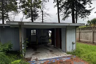 1284 Dines Point Rd, Greenbank, WA 98523 - Photo 26