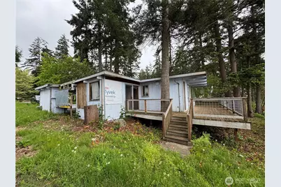 1284 Dines Point Road, Greenbank, WA 98523 - Photo 24