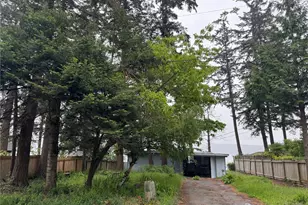 1284 Dines Point Rd, Greenbank, WA 98523 - Photo 40