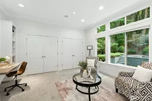 13130 Holmes Point Dr NE, Kirkland, WA 98034 - Photo 16