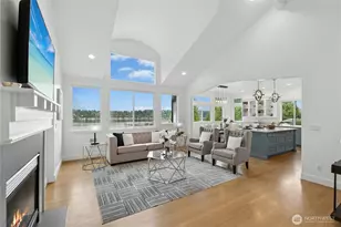 13130 Holmes Point Dr NE, Kirkland, WA 98034 - Photo 10