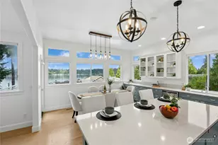 13130 Holmes Point Dr NE, Kirkland, WA 98034 - Photo 4