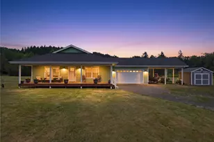185 Lilly Wheaton Rd, Raymond, WA 98577 - Photo 2