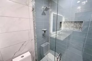 2325 Harbor Ave SW, Seattle, WA 98126 - Photo 16
