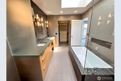 2325 Harbor Avenue SW #B2, Seattle, WA 98126 - Photo 14