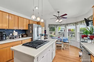 27229 217th Pl SE, Maple Valley, WA 98038 - Photo 20