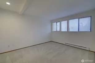 3055 80th Ave SE, Mercer Island, WA 98040 - Photo 18