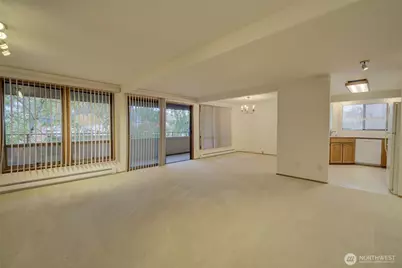 3055 80th Avenue SE #106, Mercer Island, WA 98040 - Photo 4