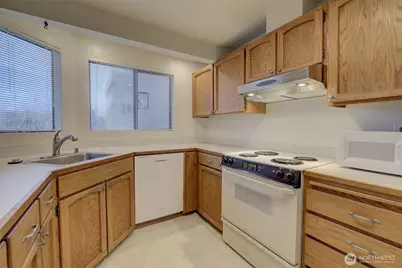 3055 80th Avenue SE #106, Mercer Island, WA 98040 - Photo 12