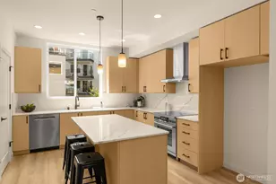 1914 D Ferry Ave SW, Seattle, WA 98116 - Photo 8