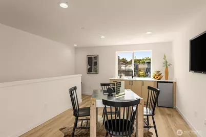 1914 D Ferry Avenue SW, Seattle, WA 98116 - Photo 16