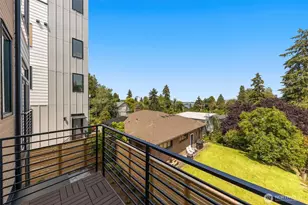 1914 D Ferry Ave SW, Seattle, WA 98116 - Photo 20