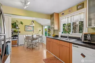 215 Farragut Ave, Port Orchard, WA 98366 - Photo 14