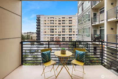 300 110th Avenue NE #312, Bellevue, WA 98004 - Photo 4