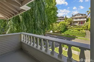 938 18th Ave E, Seattle, WA 98112 - Photo 24