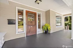 938 18th Ave E, Seattle, WA 98112 - Photo 2