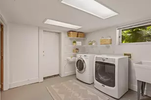 938 18th Ave E, Seattle, WA 98112 - Photo 30