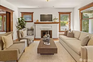 938 18th Ave E, Seattle, WA 98112 - Photo 4