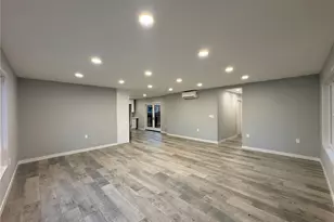 5523 S Leo St, Seattle, WA 98178 - Photo 12