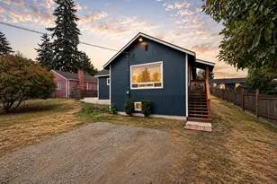 5523 S Leo St, Seattle, WA 98178 - Photo 2