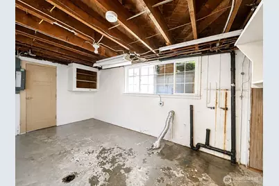 11711 82nd Avenue S, Seattle, WA 98178 - Photo 16