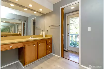 14823 SE 172nd Place, Renton, WA 98058 - Photo 18