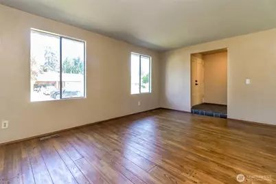 14823 SE 172nd Place, Renton, WA 98058 - Photo 4