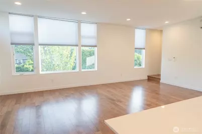 2614 SW Genesee Street, Seattle, WA 98126 - Photo 8