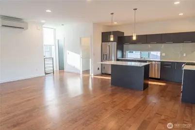 2614 SW Genesee Street, Seattle, WA 98126 - Photo 6
