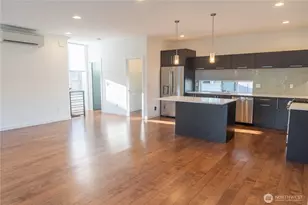 2614 SW Genesee St, Seattle, WA 98126 - Photo 6