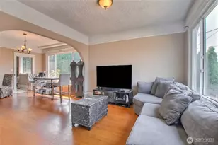 916 23rd Ave S, Seattle, WA 98144 - Photo 2