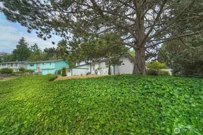 7085 Thebes Street NE, Bremerton, WA 98311 - Photo 4