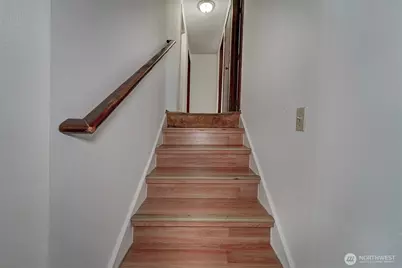 7085 Thebes Street NE, Bremerton, WA 98311 - Photo 16