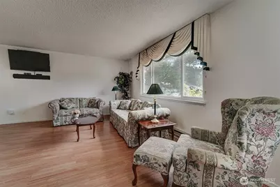 7085 Thebes Street NE, Bremerton, WA 98311 - Photo 10