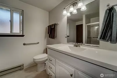 7085 Thebes Street NE, Bremerton, WA 98311 - Photo 18