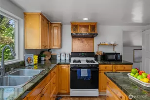 5138 S Myrtle St, Seattle, WA 98118 - Photo 10