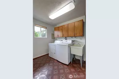 2327 148th Avenue SE, Sammamish, WA 98075 - Photo 16