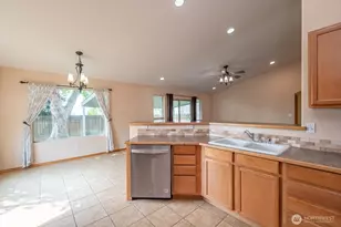 211 E Inglewood Dr, Moses Lake, WA 98837 - Photo 12