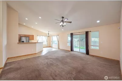 211 E Inglewood Drive, Moses Lake, WA 98837 - Photo 6