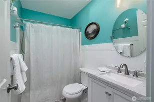 2033 Navy Ln, Oak Harbor, WA 98277 - Photo 18