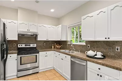 9205 177th Place NE #1, Redmond, WA 98052 - Photo 14