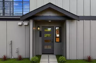 2613 NW 87th St, Seattle, WA 98117 - Photo 2