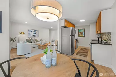 3711 26th Place W #105, Seattle, WA 98199 - Photo 6